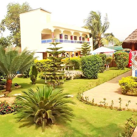 Hotel Ganiela Kpalimé Exterior foto